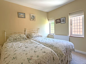 Photo 21- click for photo gallery